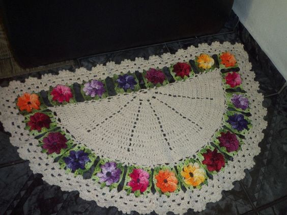 Tapis crochet ave fleurs 7