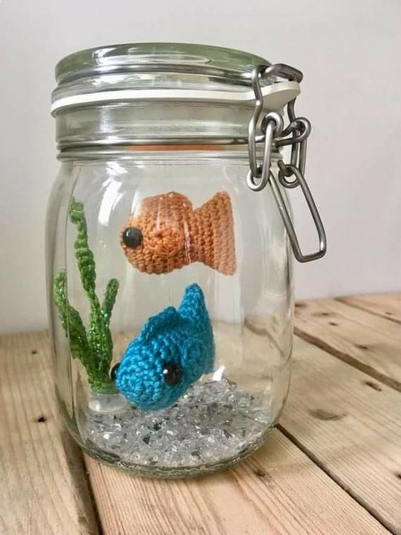 aquarium faites avec des poissons au crochet