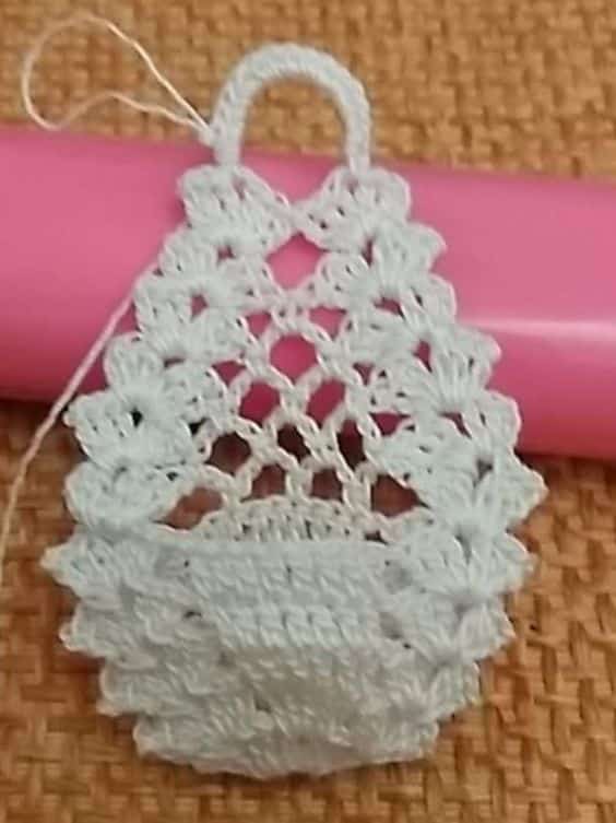 berceau au crochet pour bebe jesus 3