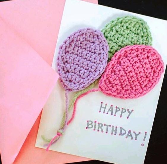 cartes anniversaire avec applications au crochet 1