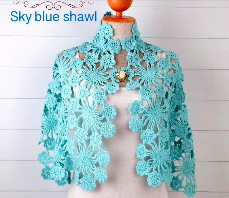 chale blue sky en crochet
