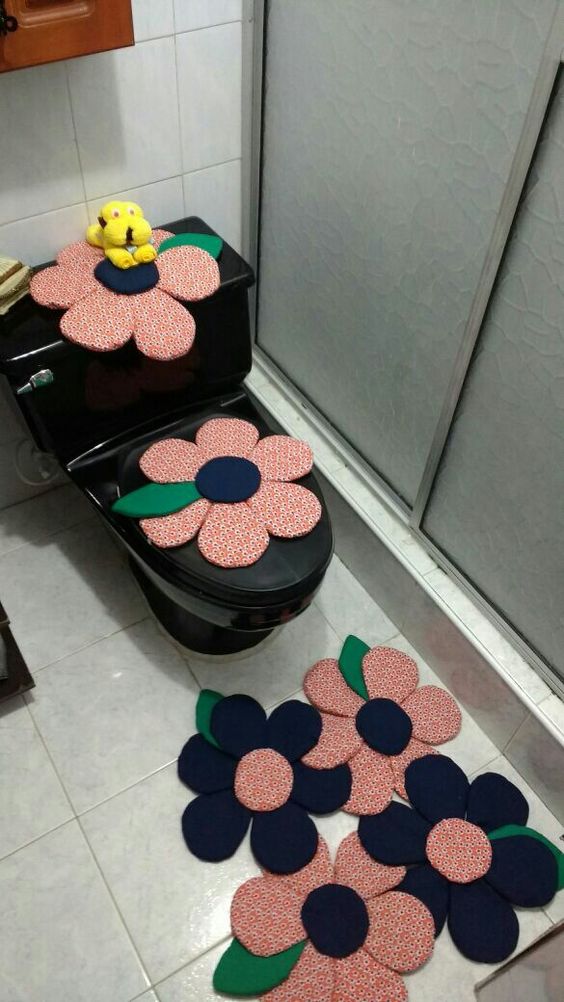 comment faire un ensemble de tapis de bain en forme de fleur 4