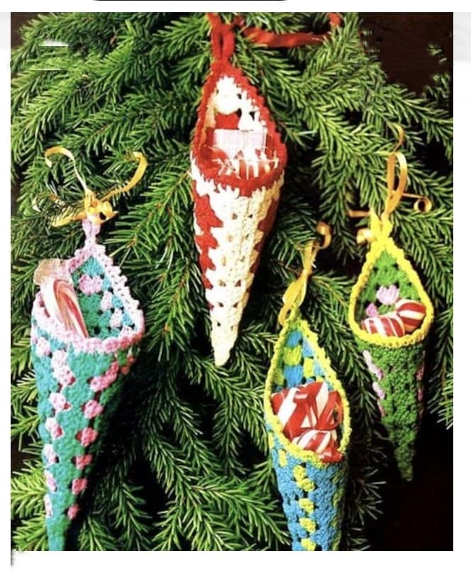 decorations suspendues de cones de sac au crochet 3