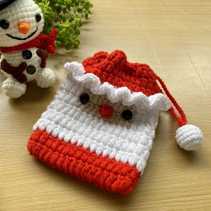 idees sac cadeau de noel au crochet 9