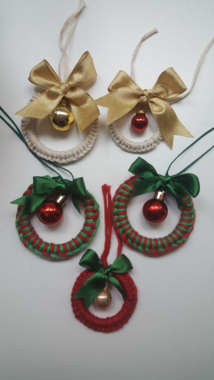 mini couronnes de noel en macrame 3