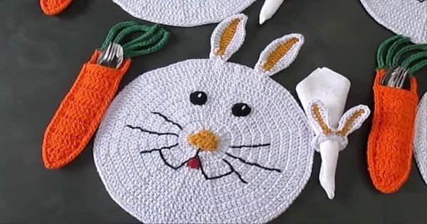 sous plat de lapin au crochet 6